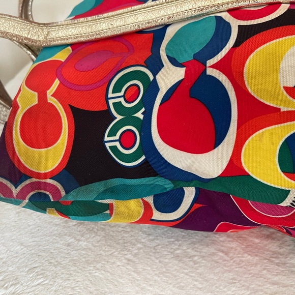 Coach Poppy Shoulder Bag GUC - Picture 12 of 16